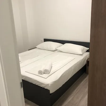 Breakaway Apartment